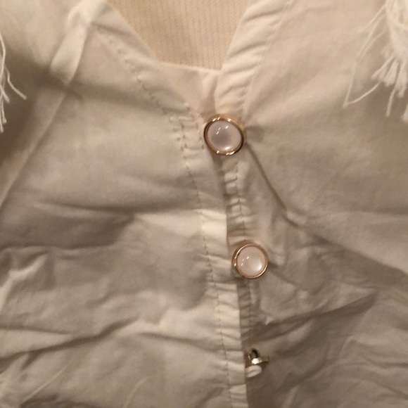 Beautiful lace and fringe button down top - Picture 3 of 3